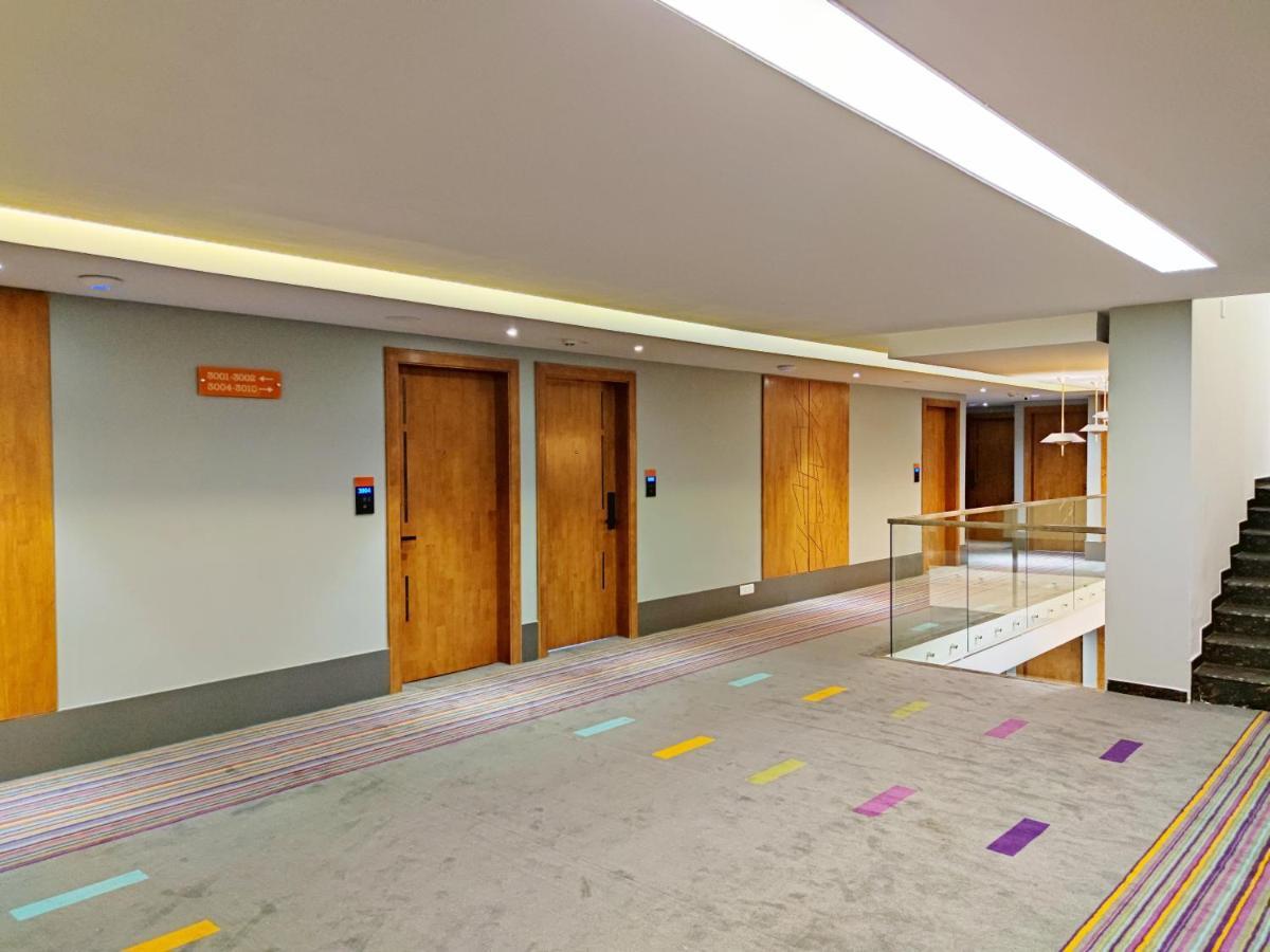 Zone Connect By The Park Hotel
